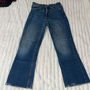 Zara Straight Jean | Size 2